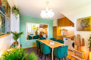 Art & Curiosity Cabinet Style Appartement with Paris view, Villa des Ammonites